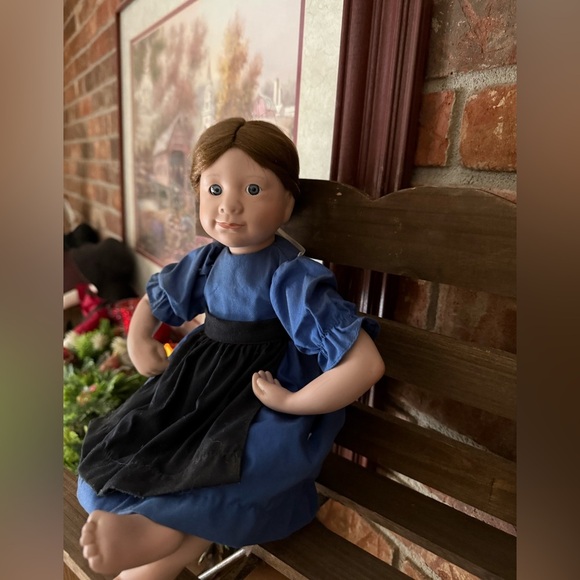 ❤️ 1990 Amish Blessings Porcelain Rebecca
Doll Julie Good Kruger Edwin M Knowles - Picture 6 of 16